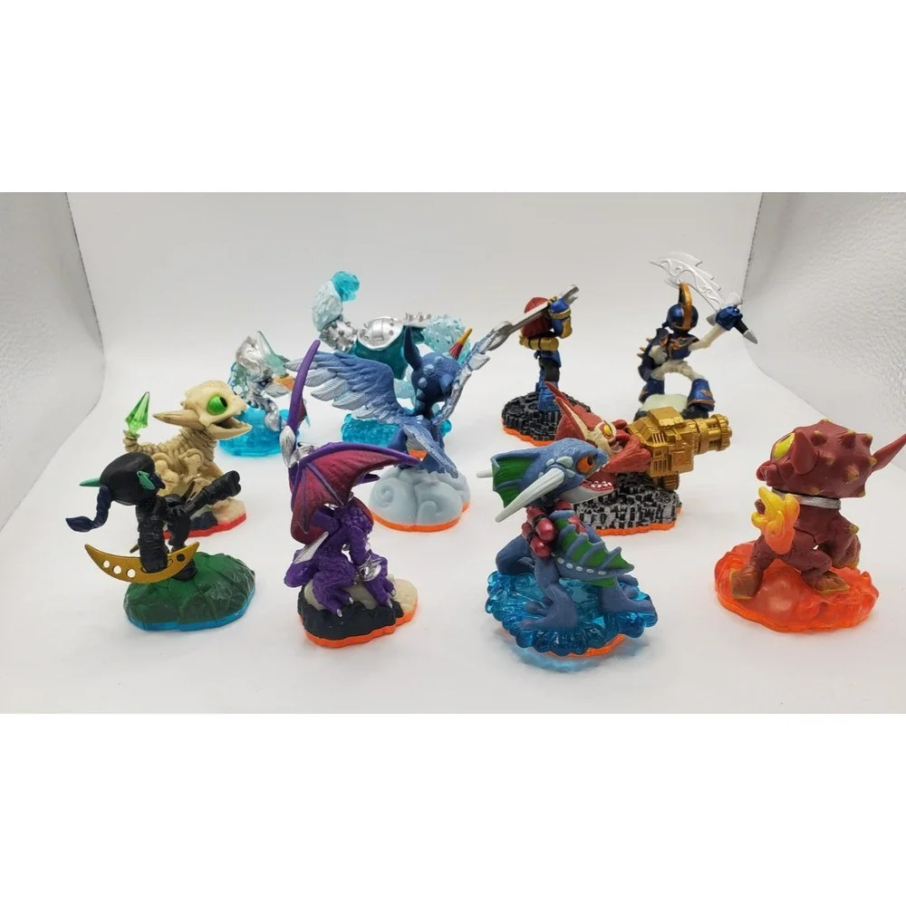 Lot of 11 Skylanders Hot Dog, Elf, Chop Chop, Blizzard Chill, Trigger Happy